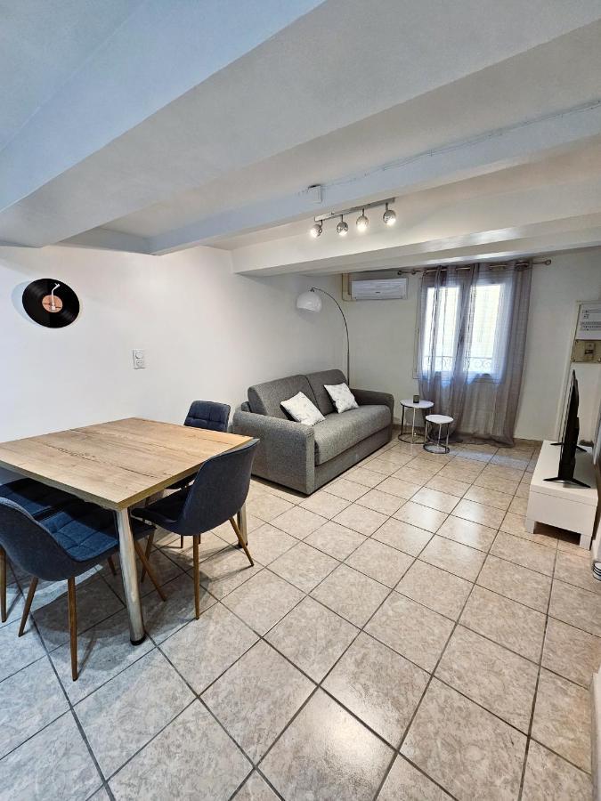 Le Willow Apartment *